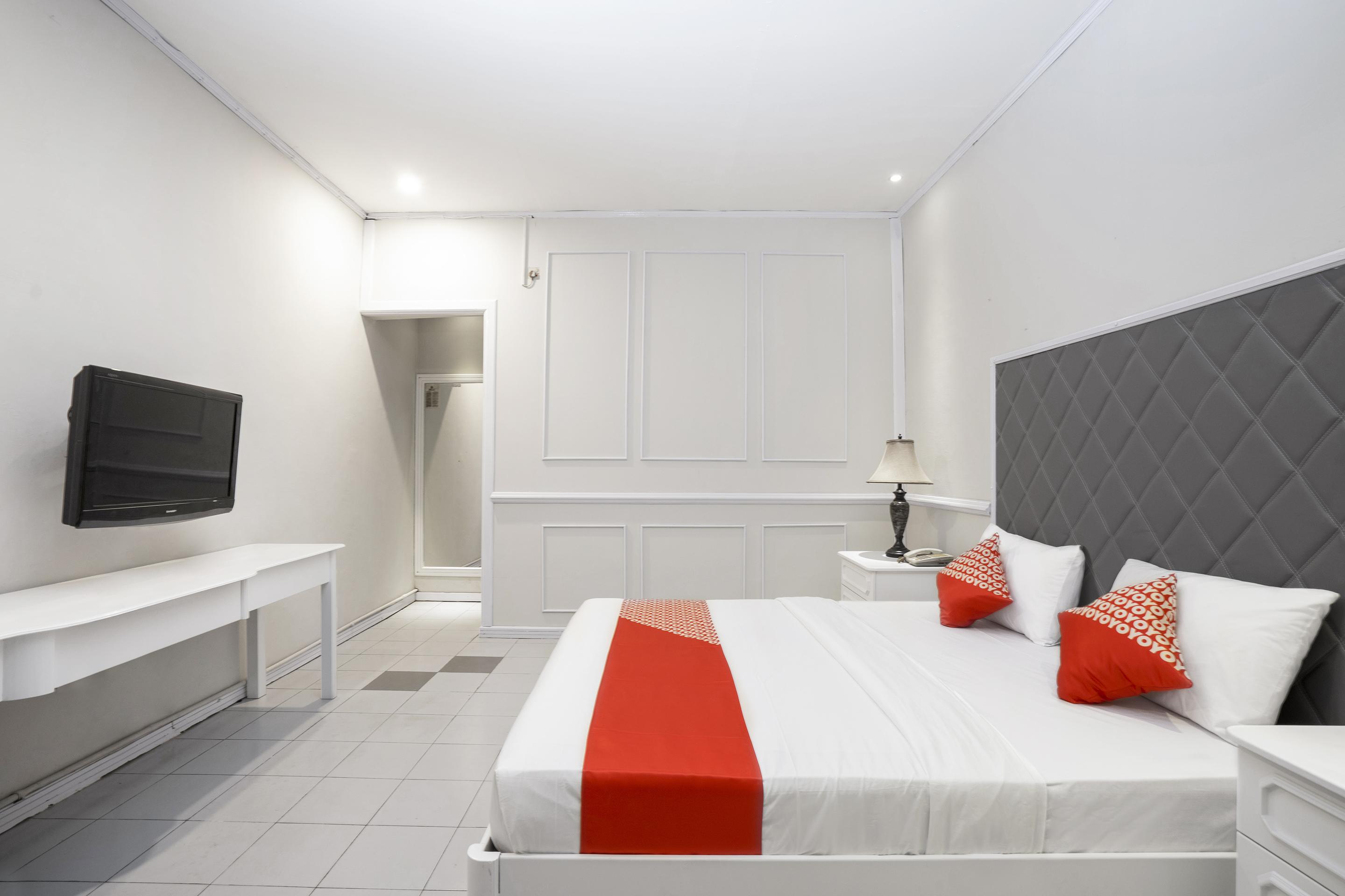 Urbanview Hotel Gading Kencana Samarinda By Reddoorz Exterior photo