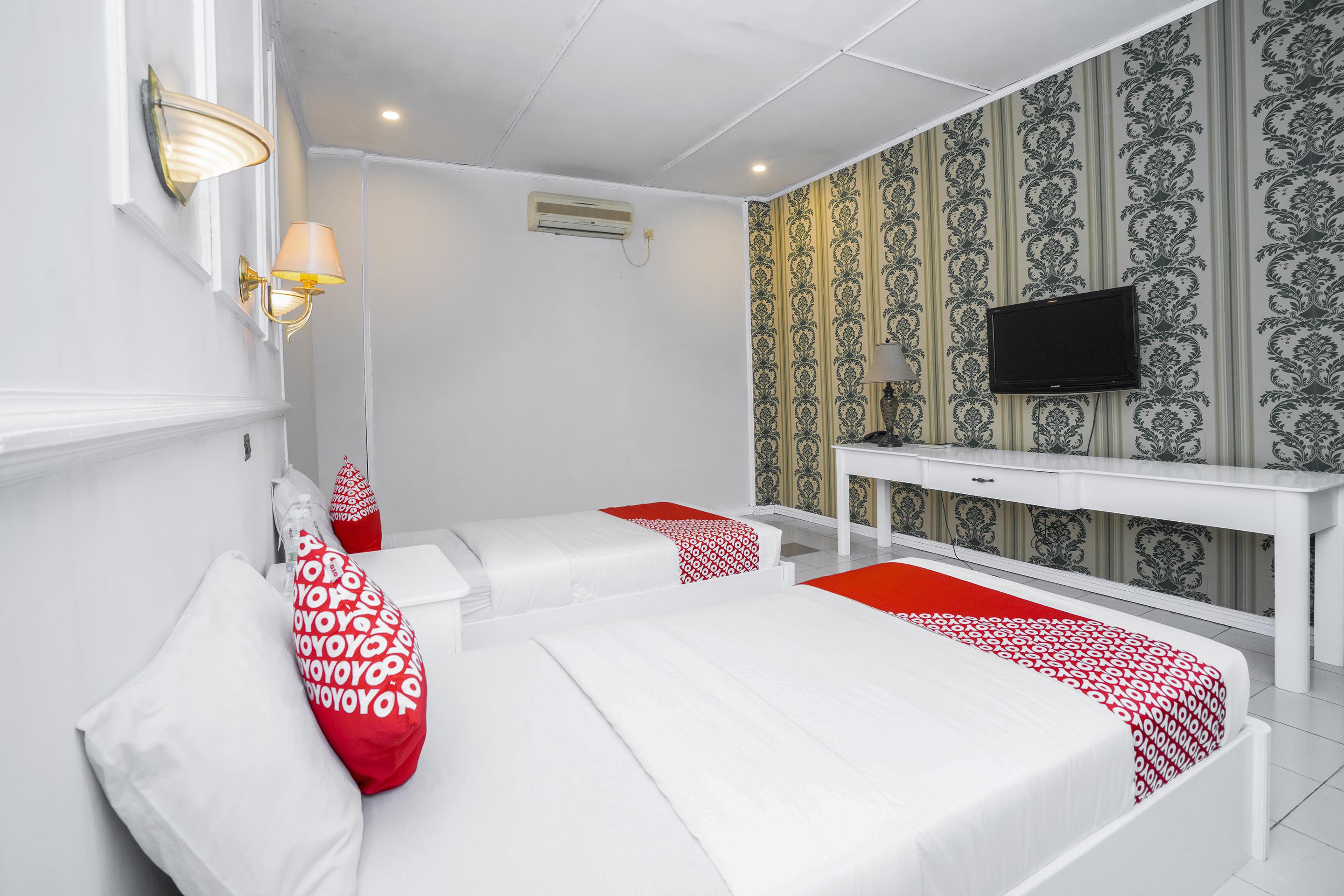 Urbanview Hotel Gading Kencana Samarinda By Reddoorz Exterior photo